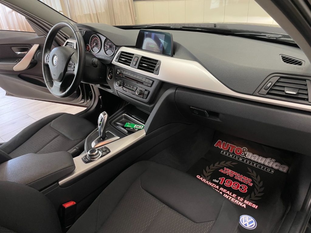 BMW 318 D TOURING BUSINESS AUTO - 50