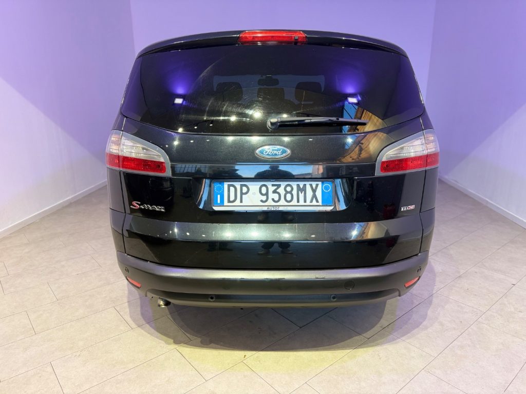 FORD S-Max 2.0 TDCi 140CV Titanium DPF - 13