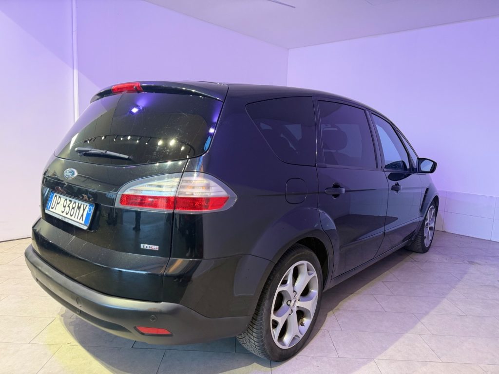 FORD S-Max 2.0 TDCi 140CV Titanium DPF - 11