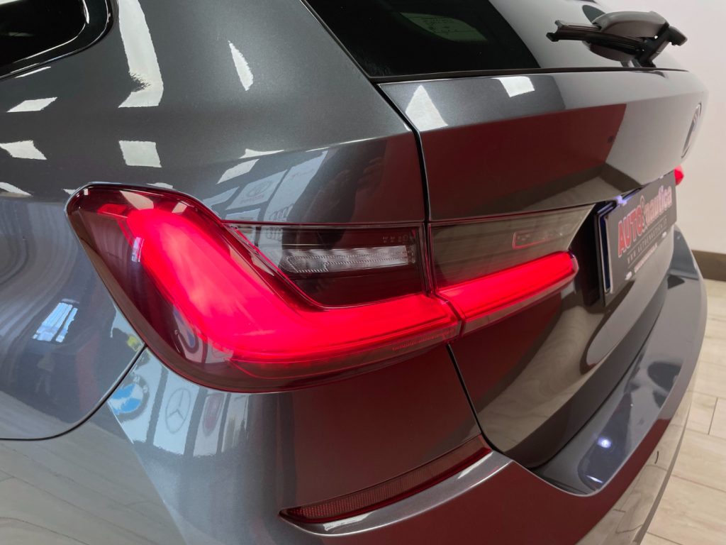 BMW 320 D TOURING MHEV 48V M-SPORT AUTO - IVA DEDUCIBILE - 12