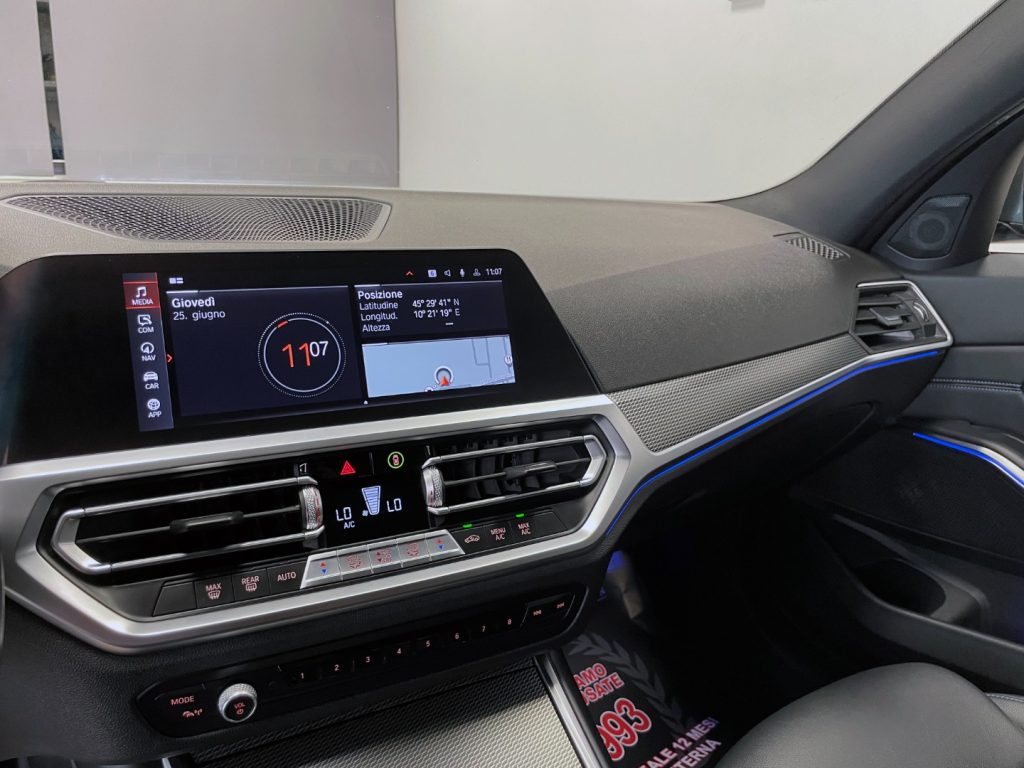 BMW 320 D TOURING MHEV 48V M-SPORT AUTO - IVA DEDUCIBILE - 19