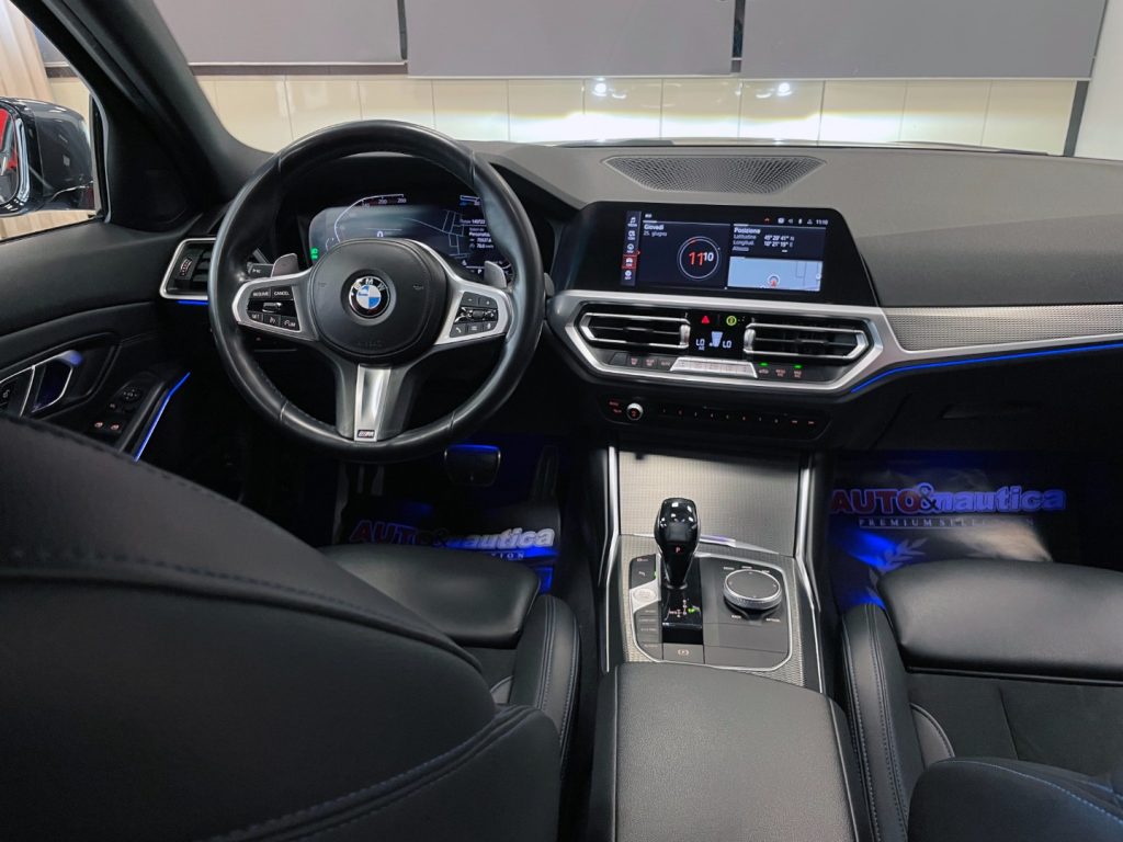 BMW 320 D TOURING MHEV 48V M-SPORT AUTO - IVA DEDUCIBILE - 54