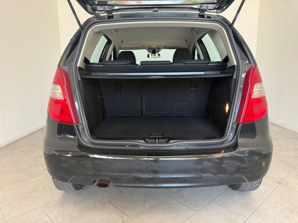 MERCEDES-BENZ A 160 BlueEFFICIENCY Executive - 7
