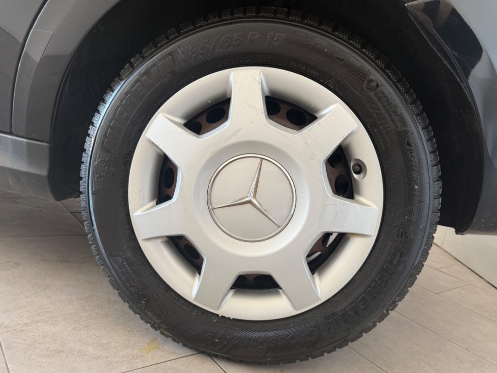 MERCEDES-BENZ A 160 BlueEFFICIENCY Executive - 8