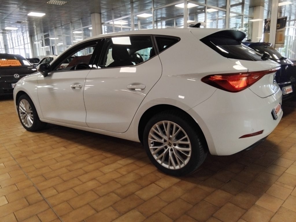 SEAT Leon 2.0 TDI 150 CV DSG Business - 4