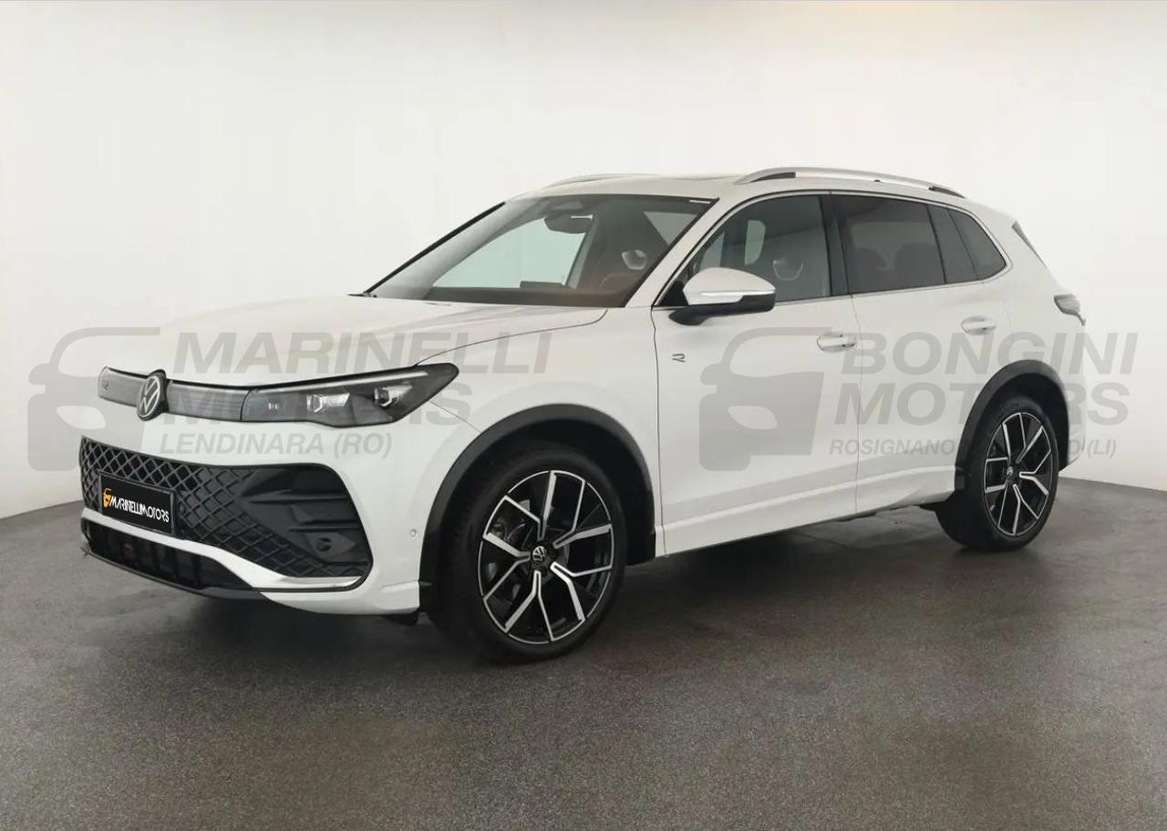 VOLKSWAGEN Tiguan 2.0 TDI 150CV DSG R LINE TETTO CERCHI 20 KEYLESS - 16