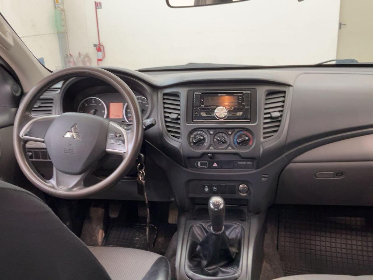 MITSUBISHI L200 2.4 DI-D/154CV Double Cab - 14