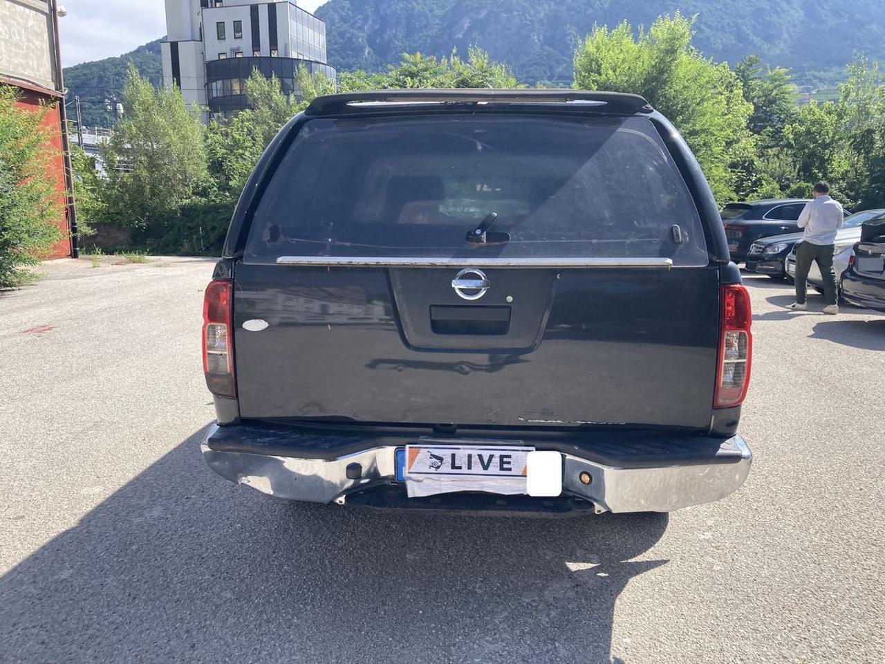 NISSAN Navara 2.5 dCi 4 porte Double Cab LE - 5