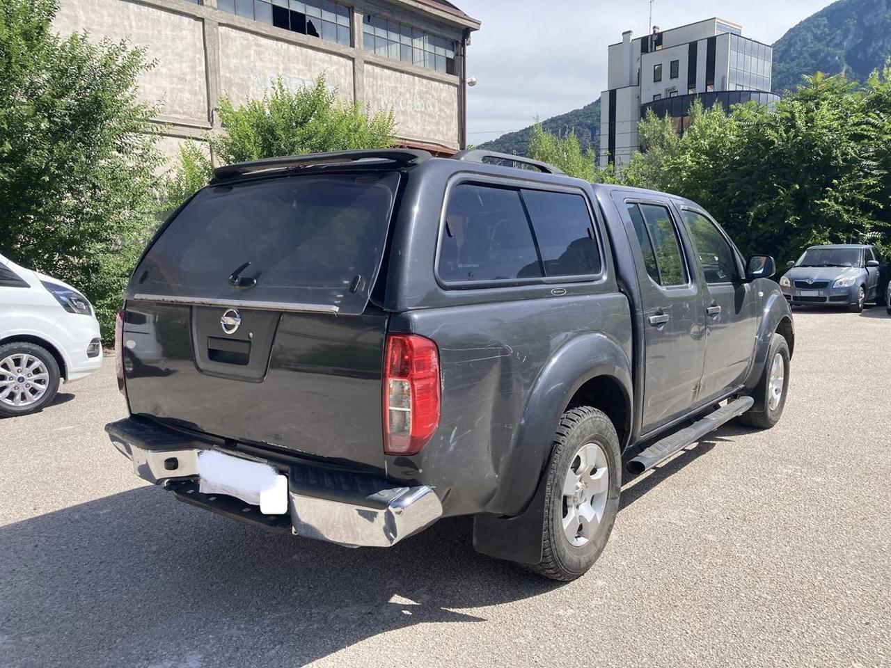 NISSAN Navara 2.5 dCi 4 porte Double Cab LE - 6