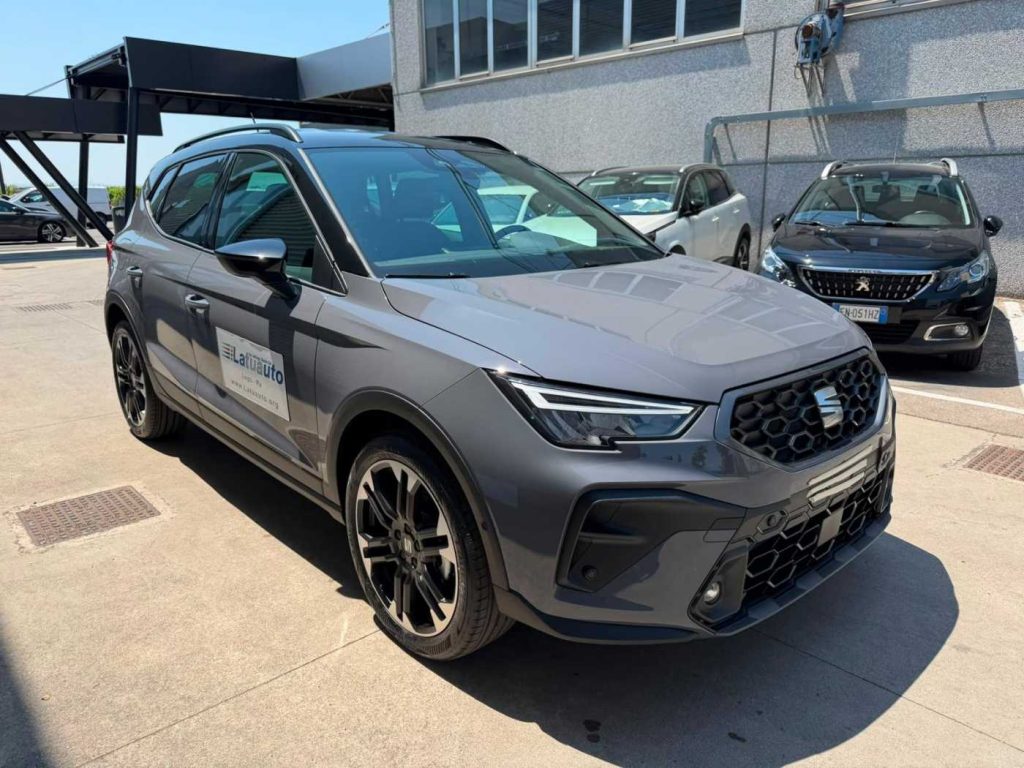 SEAT Arona 1.0 EcoTSI 115 CV Black Edition - 3