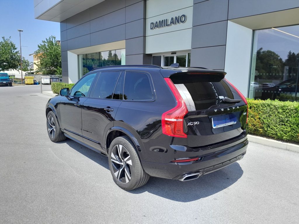VOLVO XC90 B5 D AWD Geartronic 7p R-Design - 6