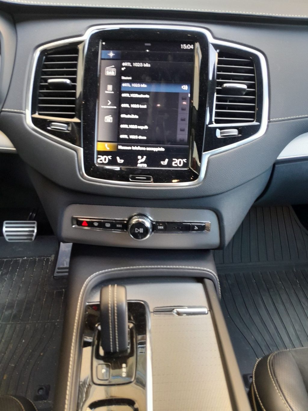VOLVO XC90 B5 D AWD Geartronic 7p R-Design - 11