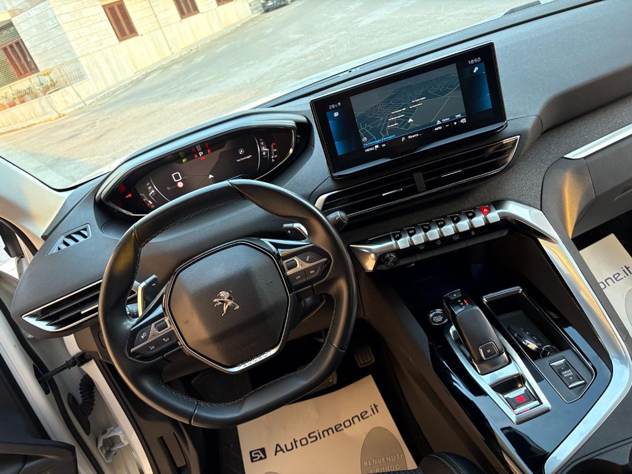 PEUGEOT 3008 1.5 BlueHDi 130 S&S EAT8 Allure Pack - 20