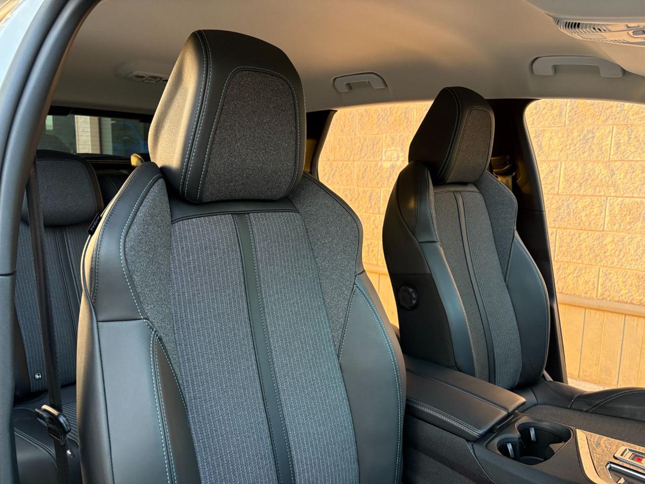 PEUGEOT 3008 1.5 BlueHDi 130 S&S EAT8 Allure Pack - 9