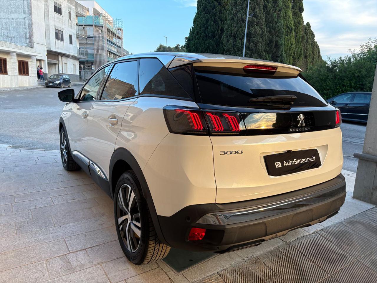 PEUGEOT 3008 1.5 BlueHDi 130 S&S EAT8 Allure Pack - 7