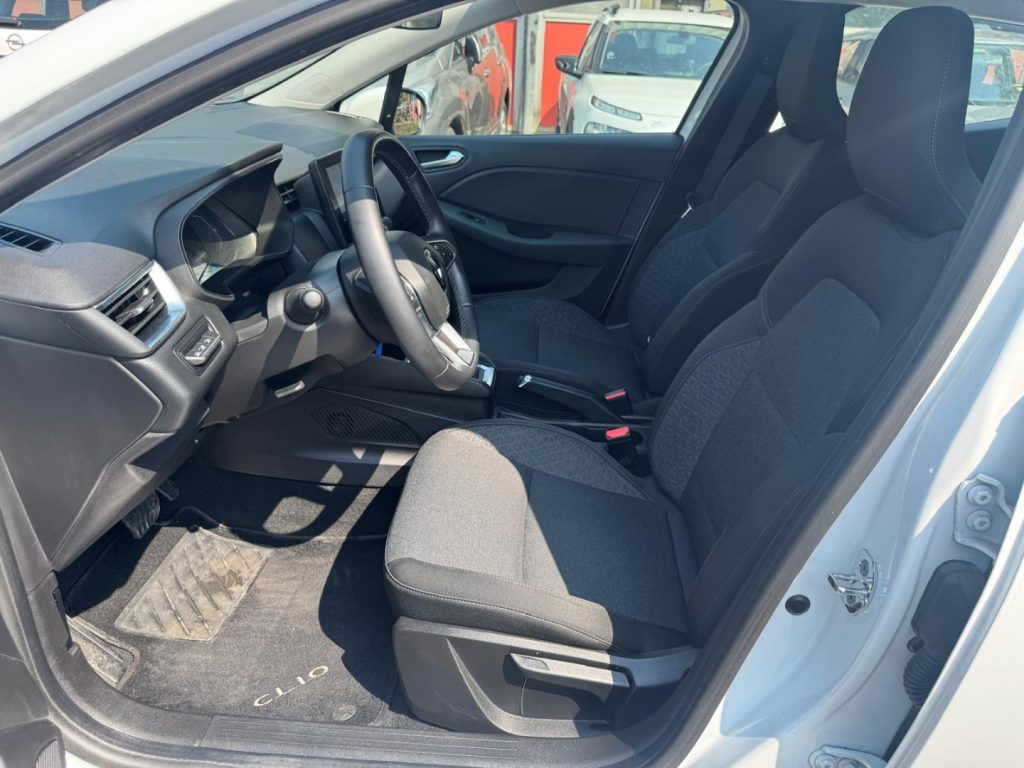 RENAULT Clio Full Hybrid 140 CV AUT.BUSINESS - 19