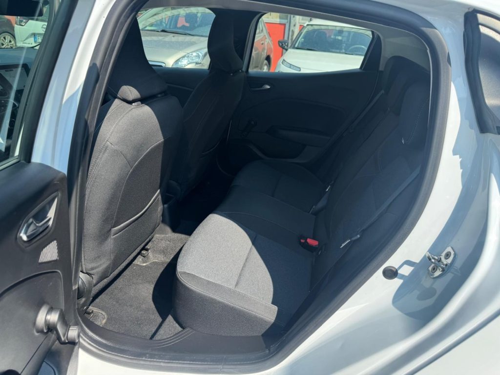 RENAULT Clio Full Hybrid 140 CV AUT.BUSINESS - 20