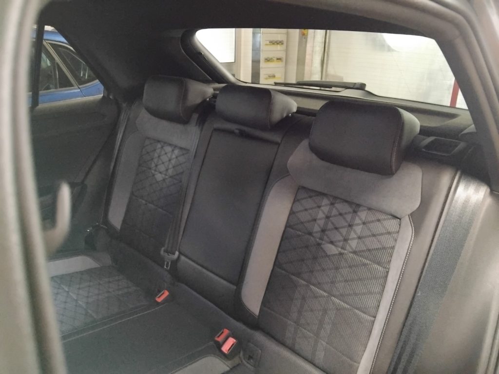 VOLKSWAGEN T-Roc 1.0 TSI R-Line - 8