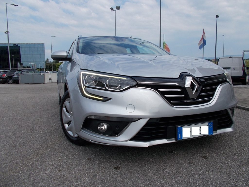 RENAULT Megane Sporter Blue dCi 115 CV Business - 3