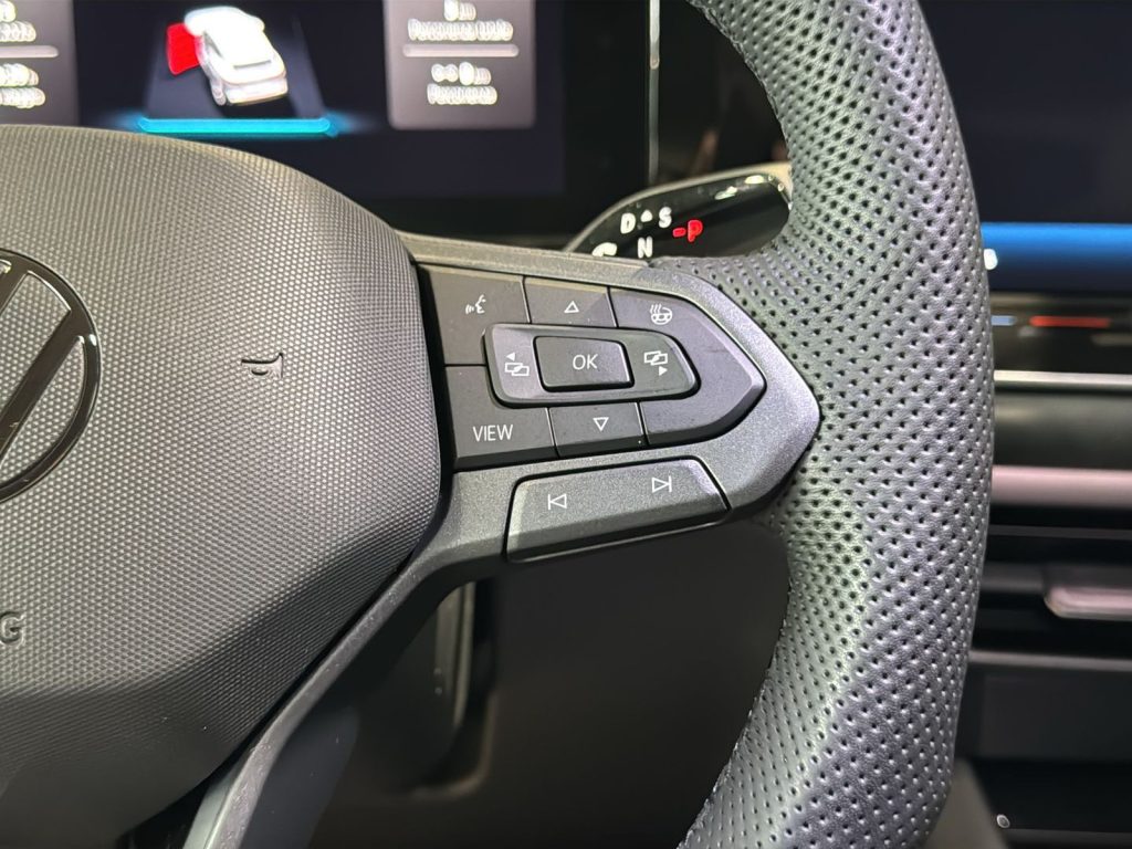 VOLKSWAGEN Tiguan Nuova Tiguan R-Line Plus 2.0 TDI SCR 110 kW (150 C - 18