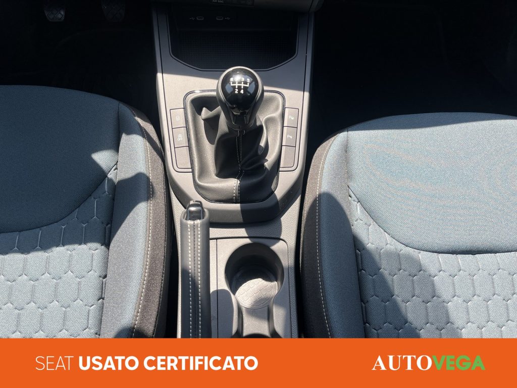 SEAT Arona 1.0 ecotsi style 95cv - 11
