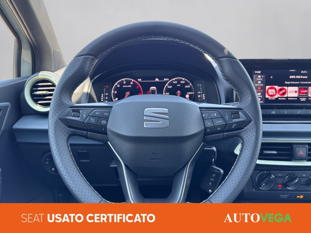 SEAT Arona 1.0 ecotsi style 95cv - 9