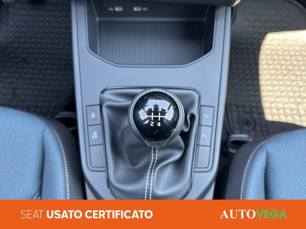 SEAT Arona 1.0 ecotsi style 95cv - 11