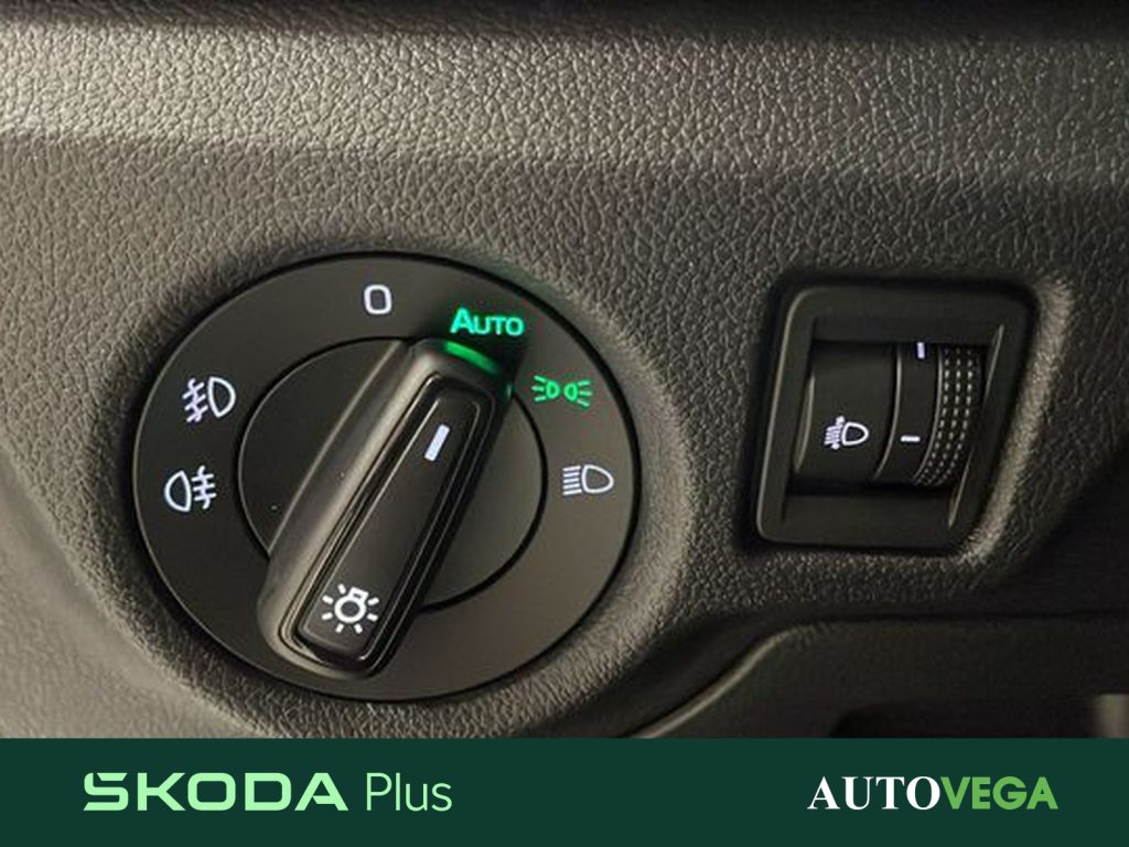 SKODA Kamiq 1.0 tsi 130 edition 115cv - 13