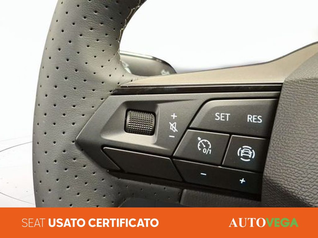 SEAT Ibiza 1.0 ecotsi fr 95cv - 12