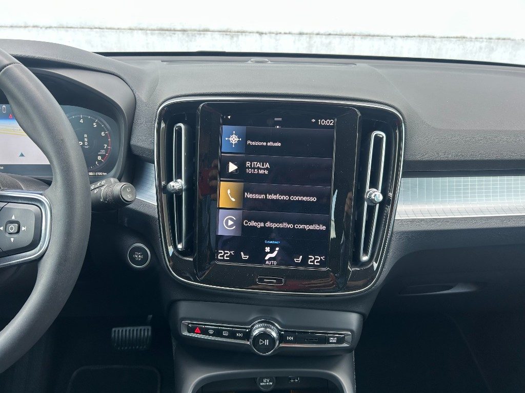VOLVO XC40 T3 Geartronic Momentum Pro - Grid Foto 12