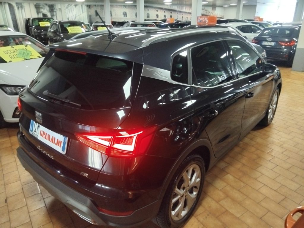 SEAT Arona 1.0 EcoTSI 110 CV DSG FR 17 LED - 6