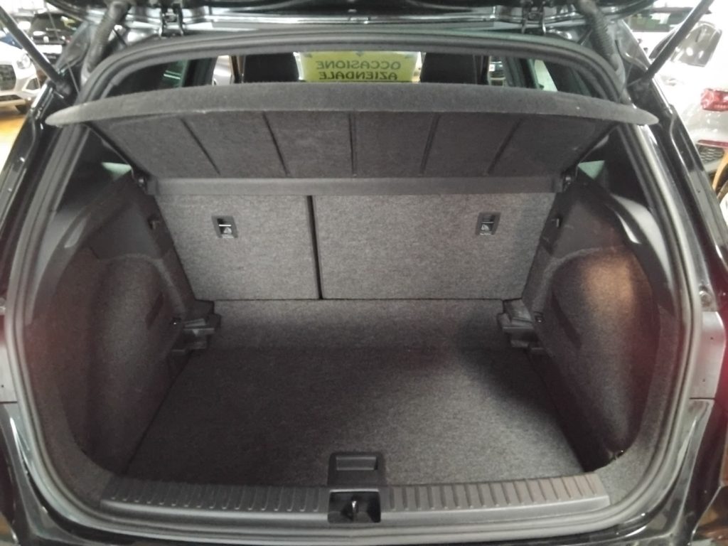 SEAT Arona 1.0 EcoTSI 110 CV DSG FR 17 LED - 9