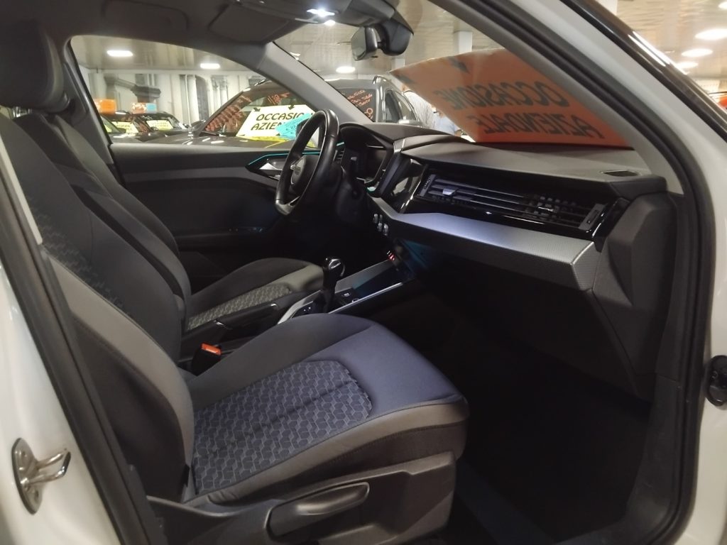 AUDI A1 citycarver 30 TFSI S tr. Identity Contr. GR.SP.DAY - 12