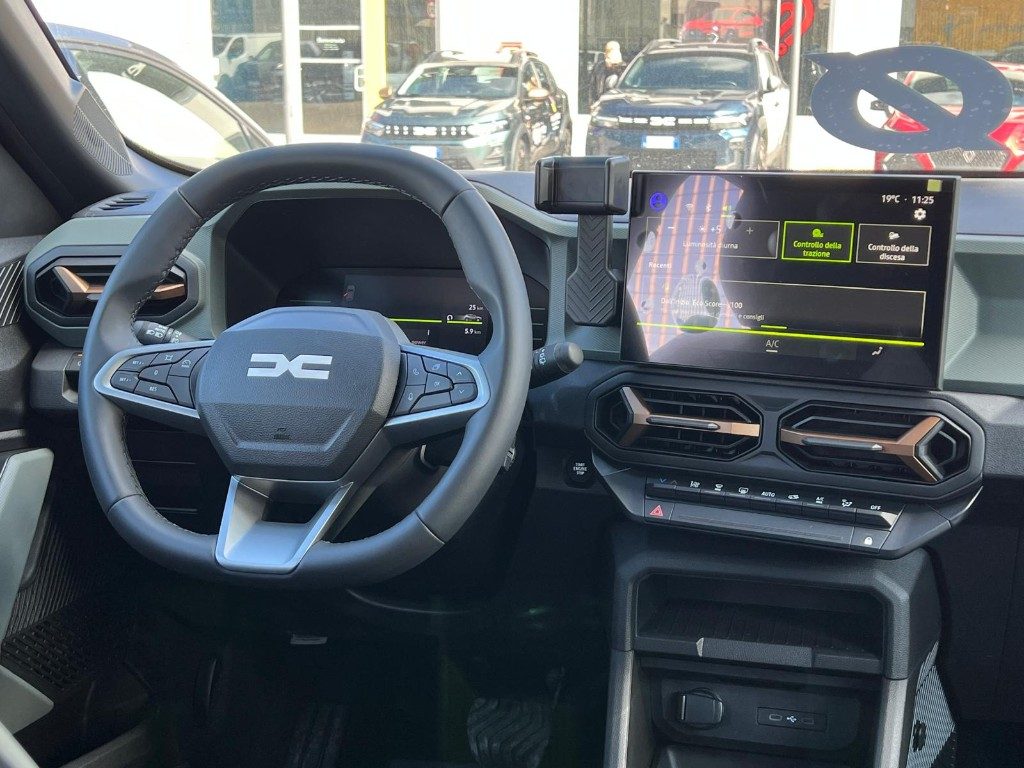 DACIA Duster Hybrid 140 CV Extreme - 40
