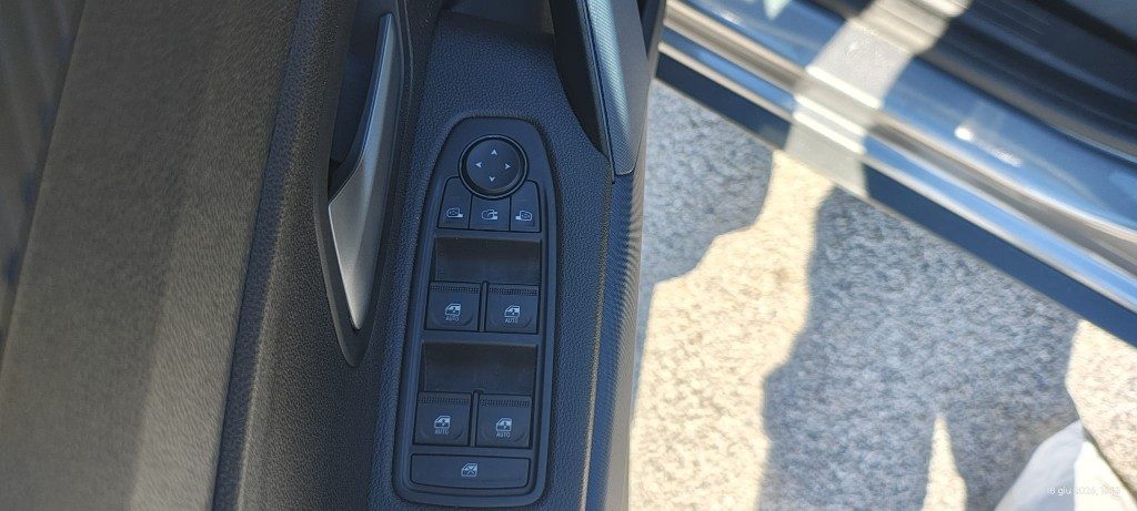 DACIA Duster Hybrid 140 CV Journey - 11