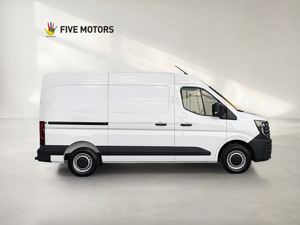 NISSAN INTERSTAR  N-Connecta 2.0 dci 130cv L2H2 fwd 35 - 8