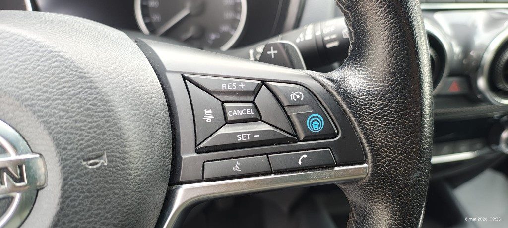 NISSAN Juke 1.0 DIG-T 114 CV DCT N-Connecta - 10
