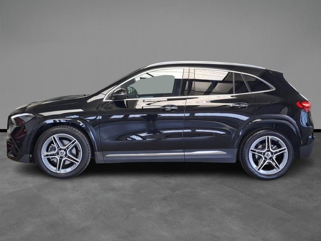 MERCEDES-BENZ GLA 180 d Automatic AMG Advanced - 2