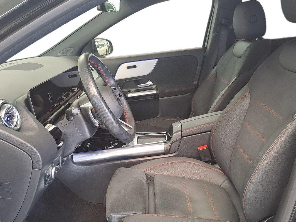 MERCEDES-BENZ GLA 180 d Automatic AMG Advanced - 8
