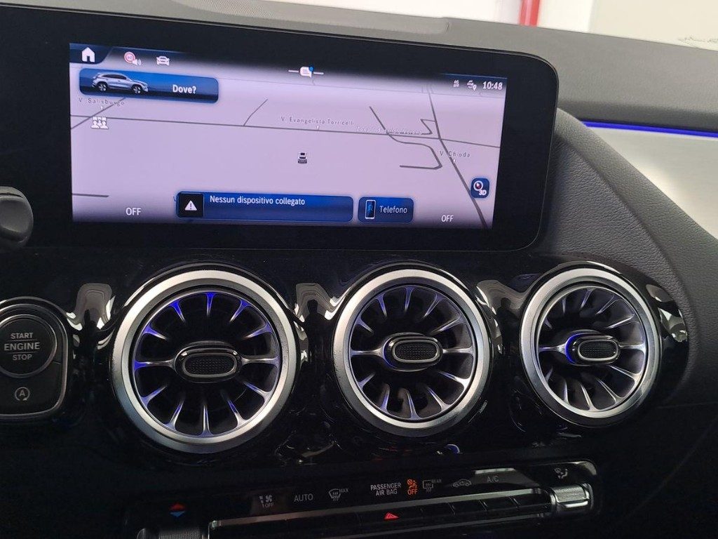 MERCEDES-BENZ GLA 180 d Automatic AMG Advanced - 11