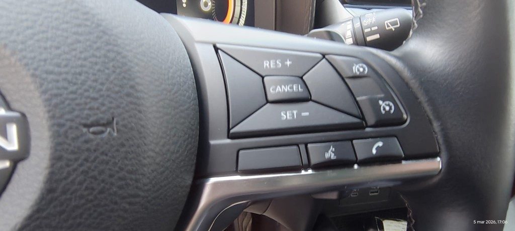 NISSAN Juke 1.0 DIG-T 114 CV N-Connecta - 17