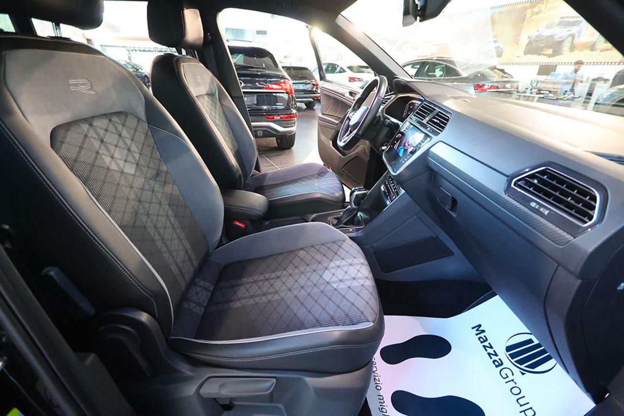 VOLKSWAGEN Tiguan 2.0 TDI 150cv SCR DSG R-Line - 36