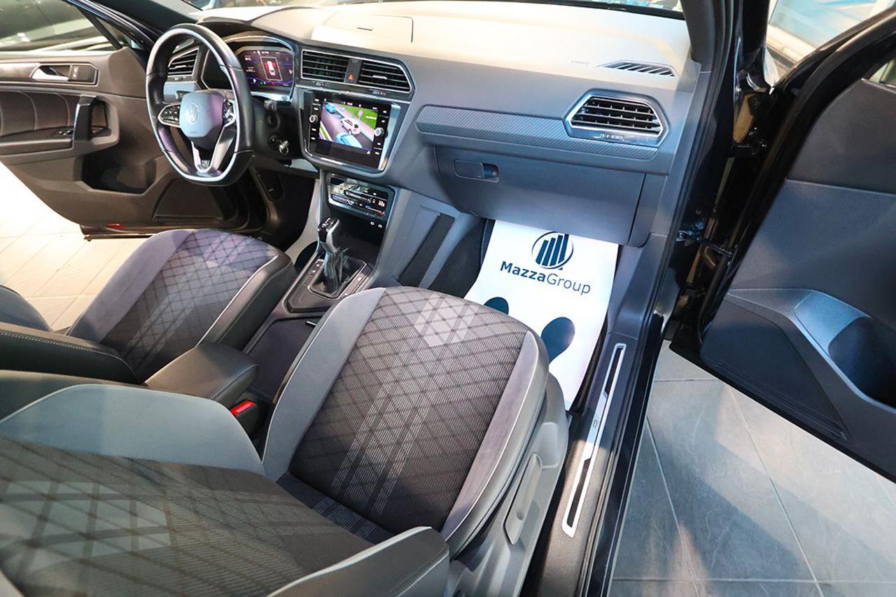 VOLKSWAGEN Tiguan 2.0 TDI 150cv SCR DSG R-Line - 15