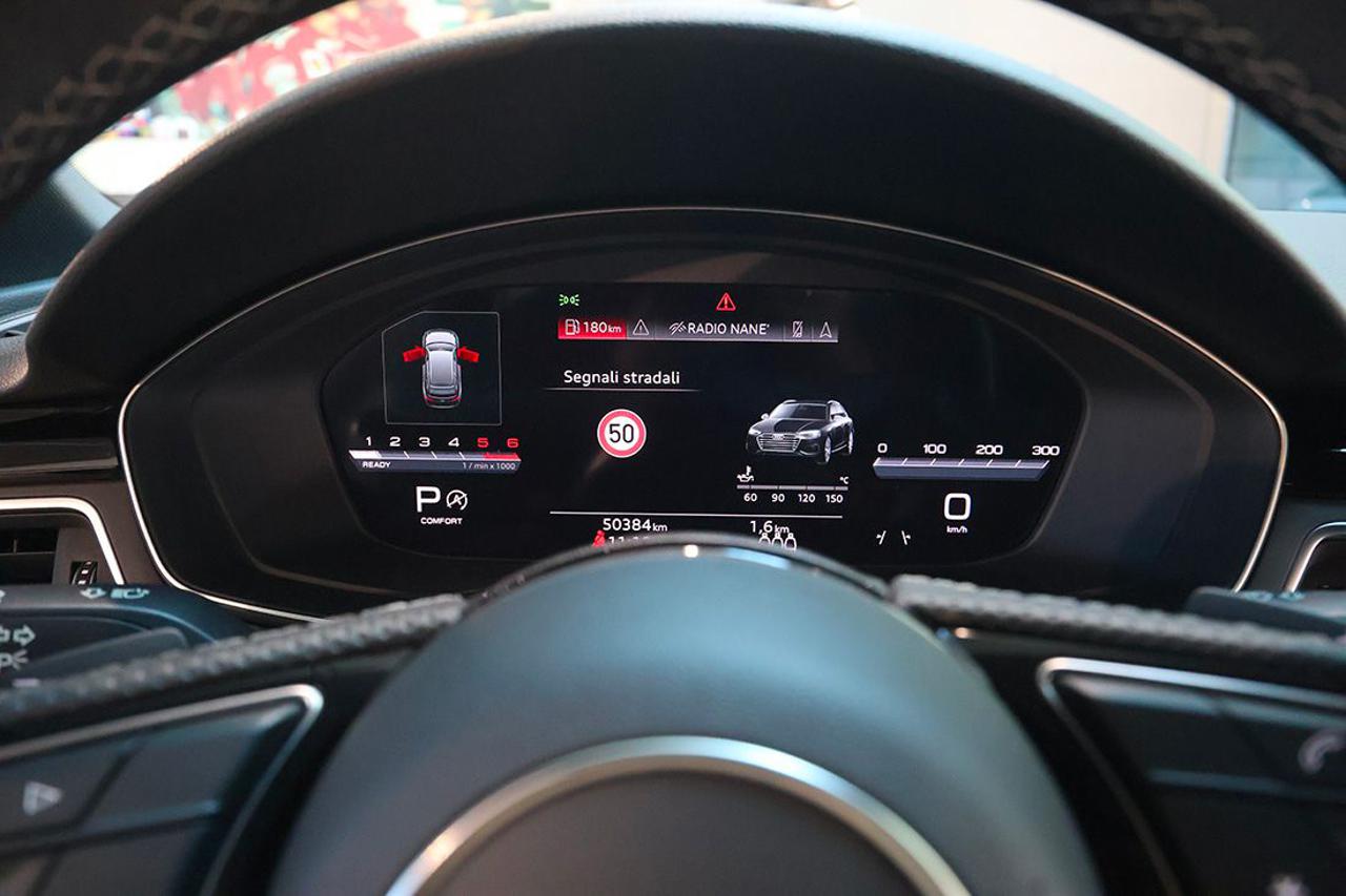 AUDI A4 35 TDI Avant S-Tronic S-Line - 31