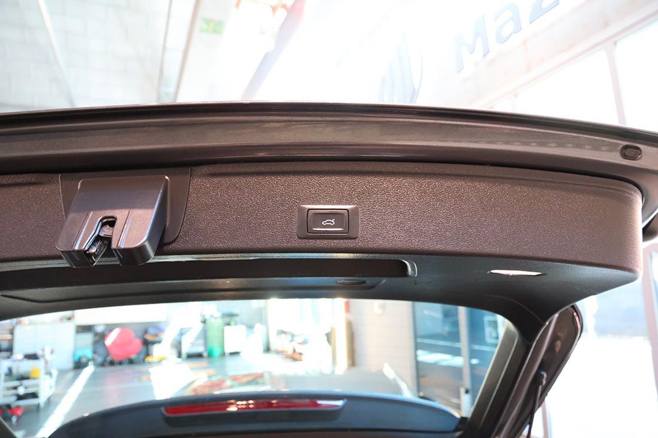 AUDI A4 35 TDI Avant S-Tronic S-Line - 12