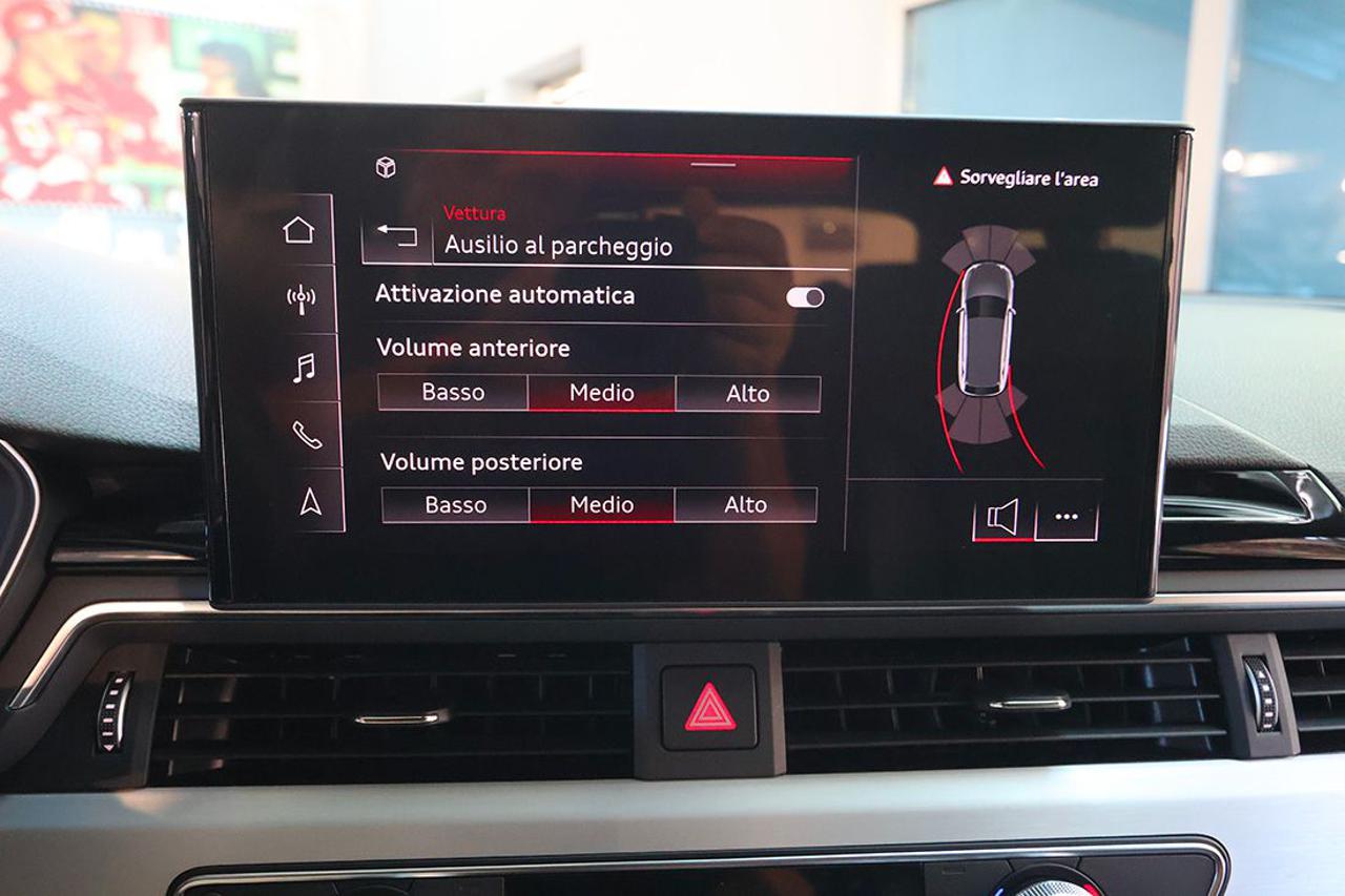 AUDI A4 35 TDI Avant S-Tronic S-Line - 24