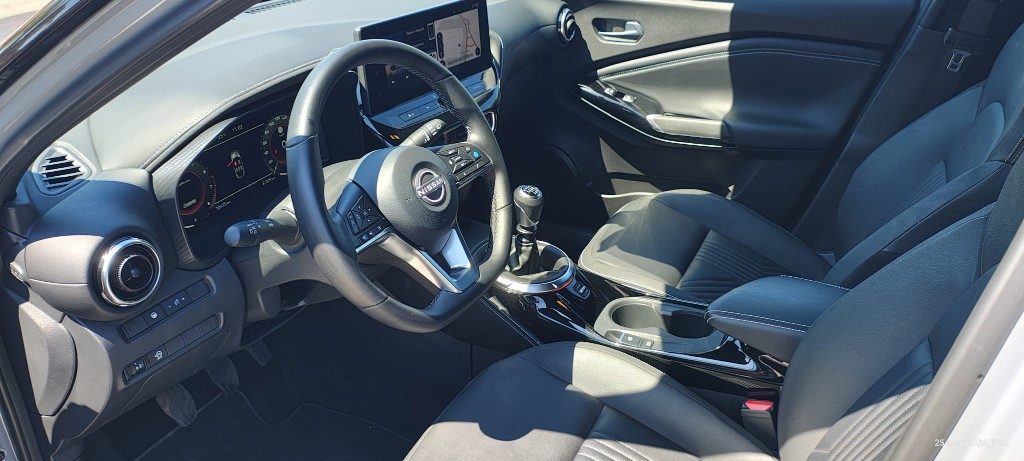 NISSAN Juke 1.0 DIG-T 114 CV Tekna - 11