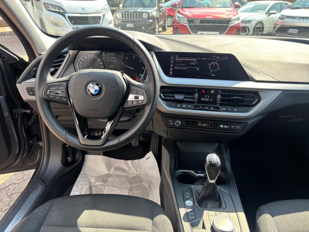 BMW 116 D Advantage *UNICO PROPRIETARIO* - 12