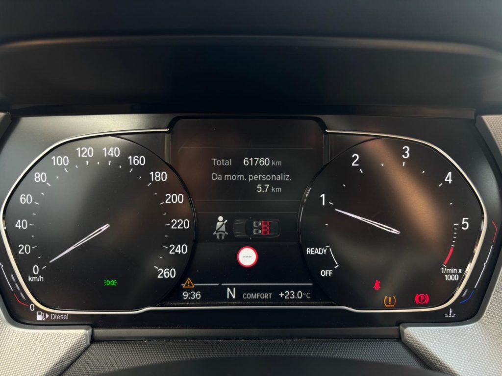 BMW 116 D Advantage *UNICO PROPRIETARIO* - 11