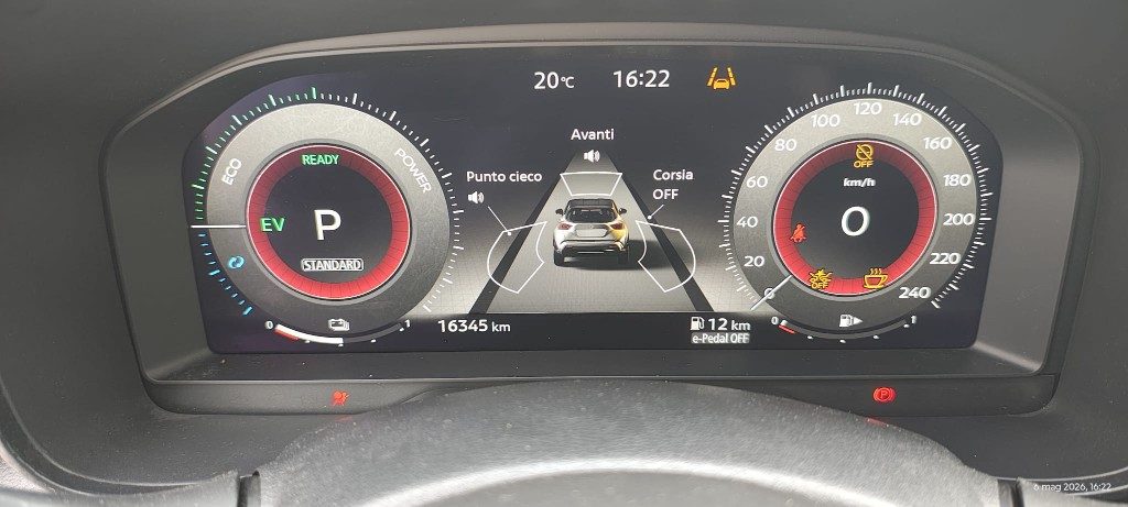 NISSAN Juke 1.6 HEV N-Connecta - 11
